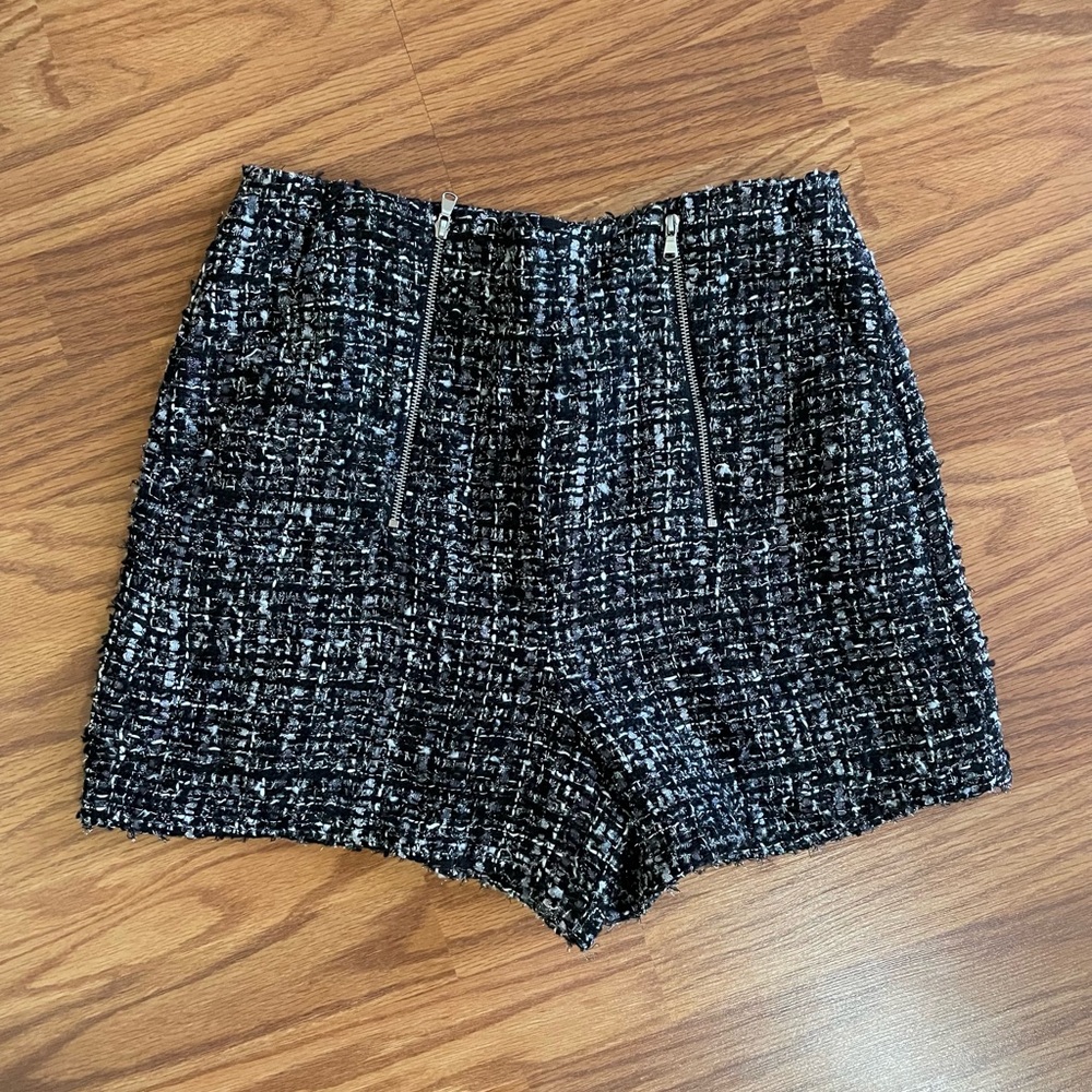 BNWT Stylish Black Tweed Women's EXPRESS Shorts Size 4